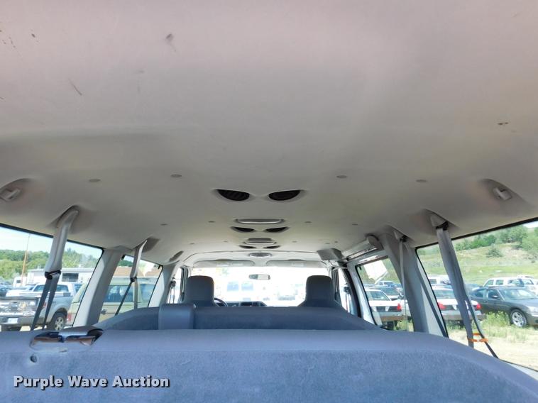 image for item DB9450 2009 Ford E350 Super Duty XL Extended van