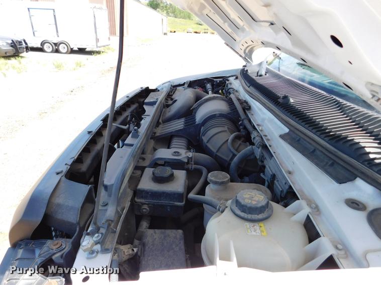 image for item DB9450 2009 Ford E350 Super Duty XL Extended van