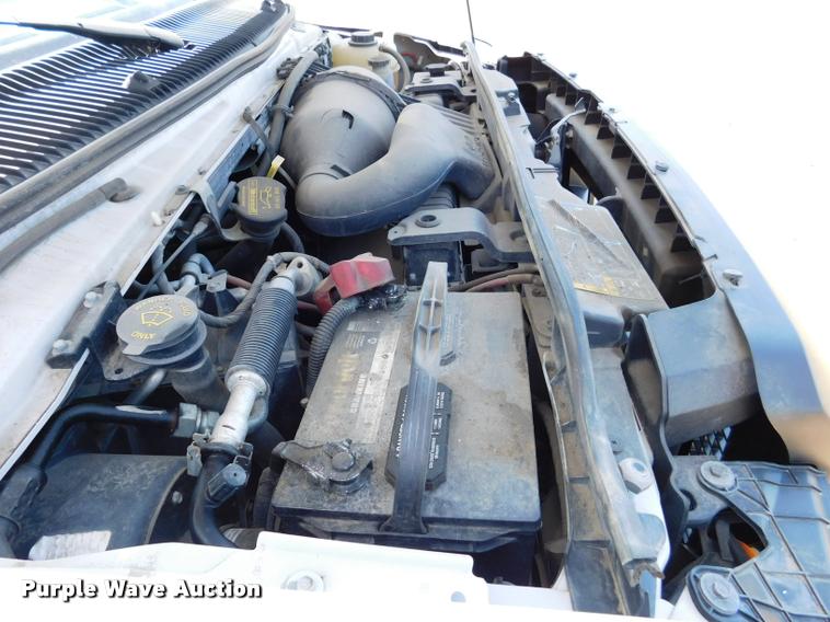 image for item DB9450 2009 Ford E350 Super Duty XL Extended van