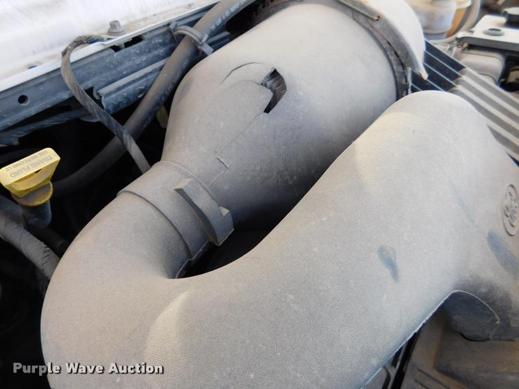 image for item DB9450 2009 Ford E350 Super Duty XL Extended van