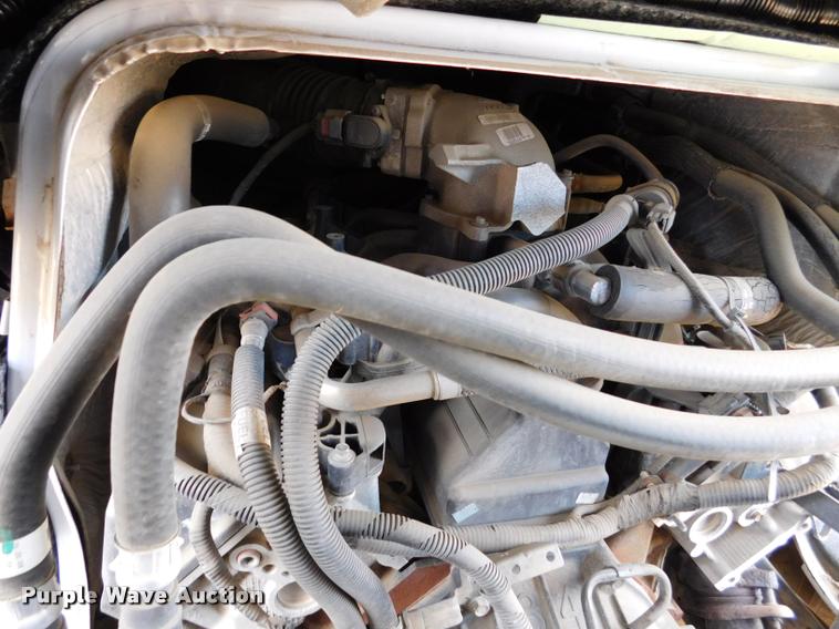 image for item DB9450 2009 Ford E350 Super Duty XL Extended van