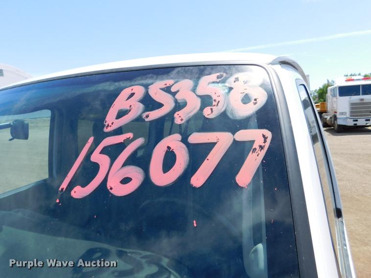 image for item DB9450 2009 Ford E350 Super Duty XL Extended van