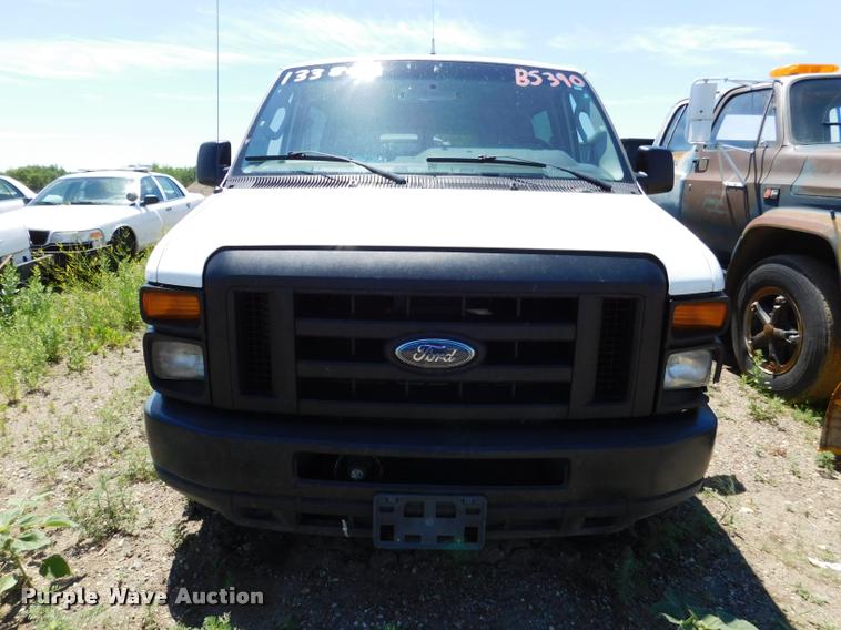 image for item DB9451 2012 Ford E350 Super Duty XL Extended van