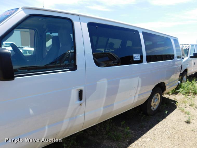image for item DB9451 2012 Ford E350 Super Duty XL Extended van