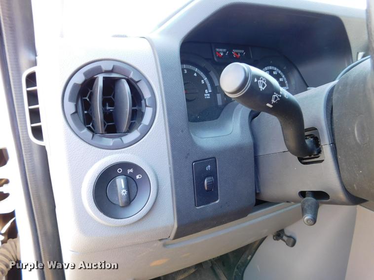 image for item DB9451 2012 Ford E350 Super Duty XL Extended van