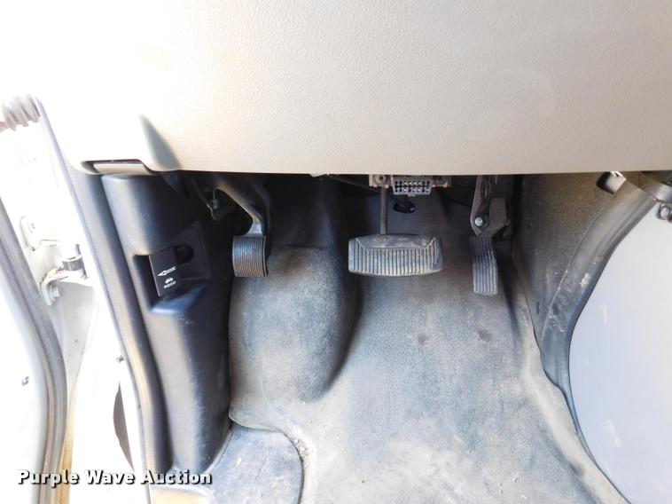 image for item DB9451 2012 Ford E350 Super Duty XL Extended van