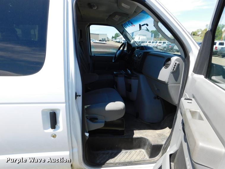 image for item DB9451 2012 Ford E350 Super Duty XL Extended van