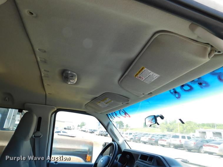 image for item DB9451 2012 Ford E350 Super Duty XL Extended van