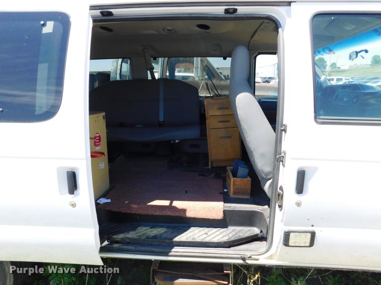 image for item DB9451 2012 Ford E350 Super Duty XL Extended van