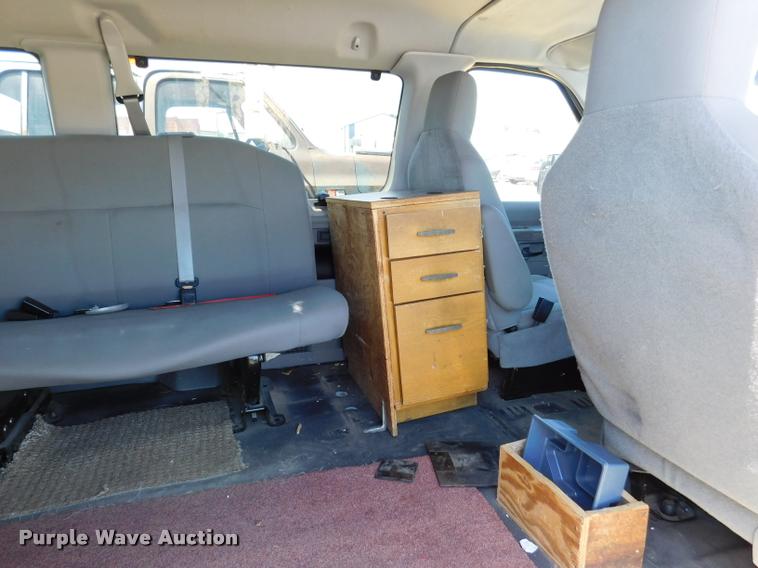 image for item DB9451 2012 Ford E350 Super Duty XL Extended van