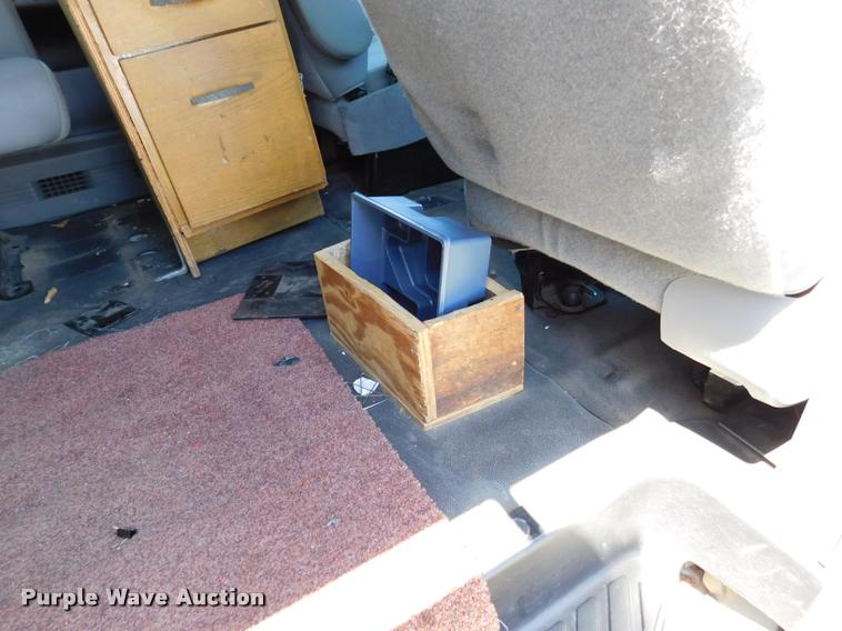 image for item DB9451 2012 Ford E350 Super Duty XL Extended van