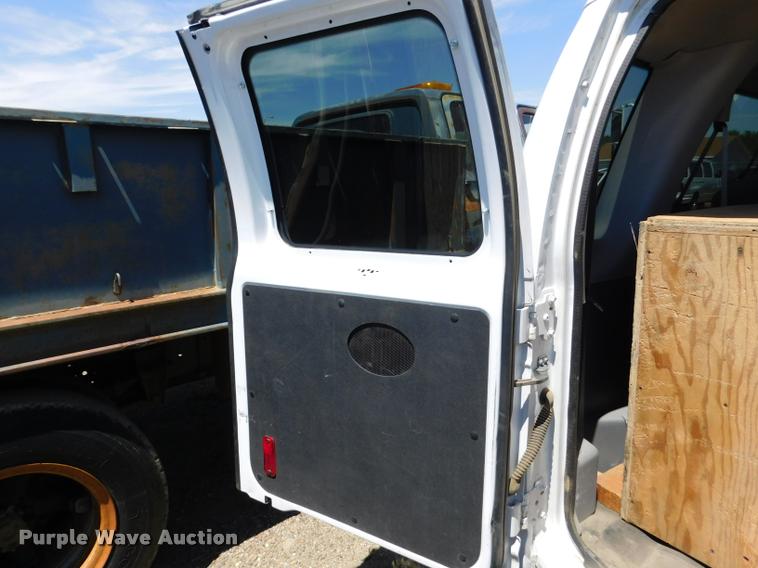 image for item DB9451 2012 Ford E350 Super Duty XL Extended van
