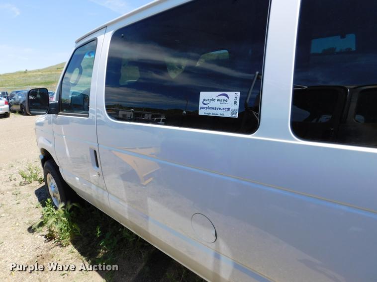 image for item DB9451 2012 Ford E350 Super Duty XL Extended van