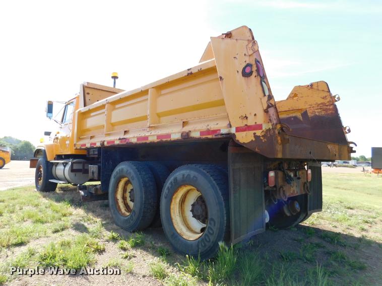 image for item DB9463 2000 International F2554 dump truck