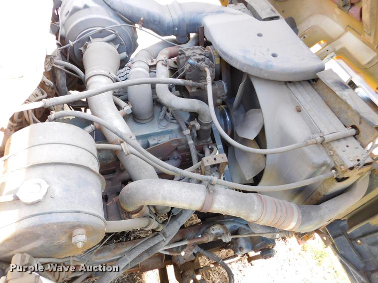 image for item DB9463 2000 International F2554 dump truck