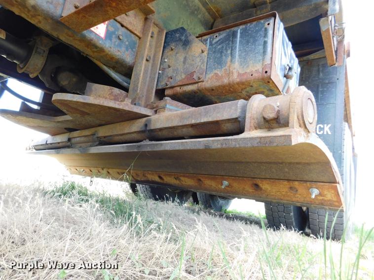 image for item DB9463 2000 International F2554 dump truck