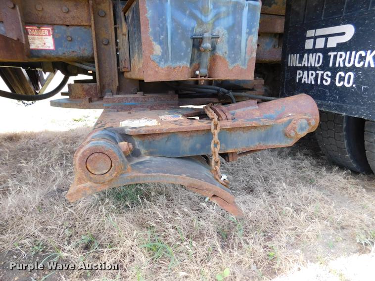 image for item DB9463 2000 International F2554 dump truck