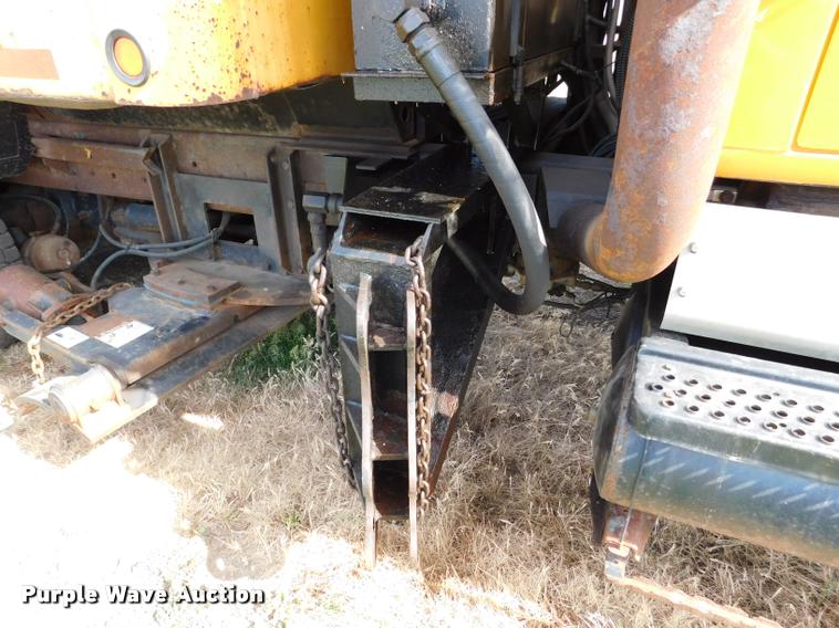 image for item DB9463 2000 International F2554 dump truck