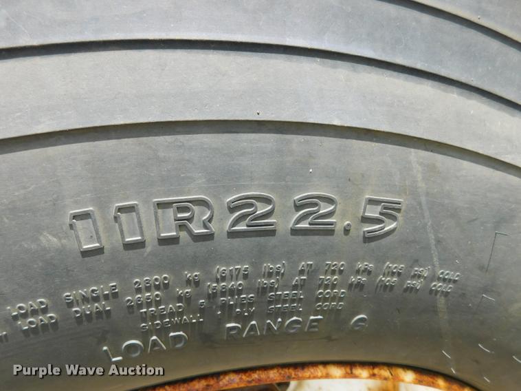 image for item DB9463 2000 International F2554 dump truck