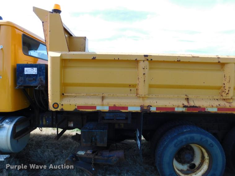 image for item DB9463 2000 International F2554 dump truck