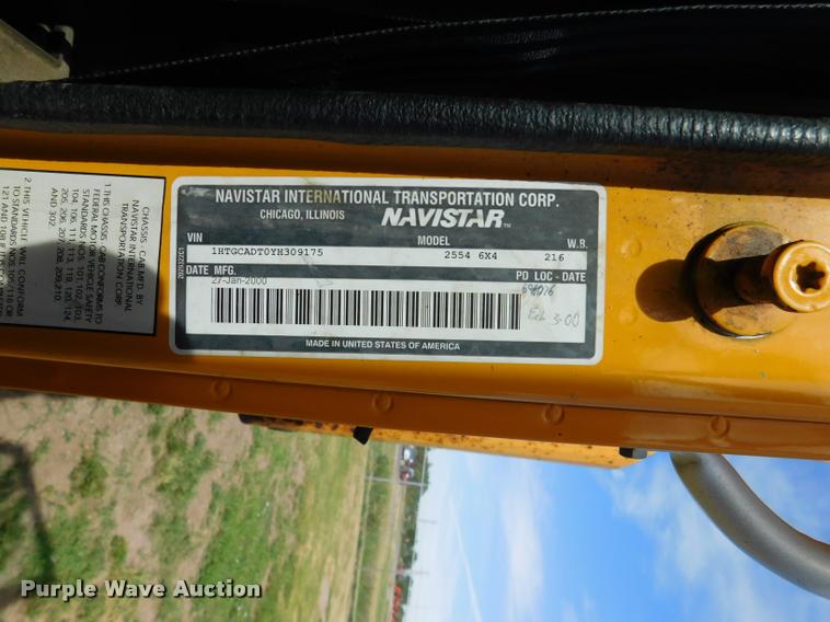 image for item DB9463 2000 International F2554 dump truck