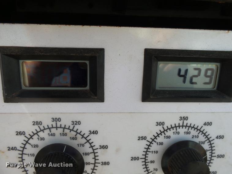 image for item DH9675 2006 Crafco Super Shot SS250D crack sealer