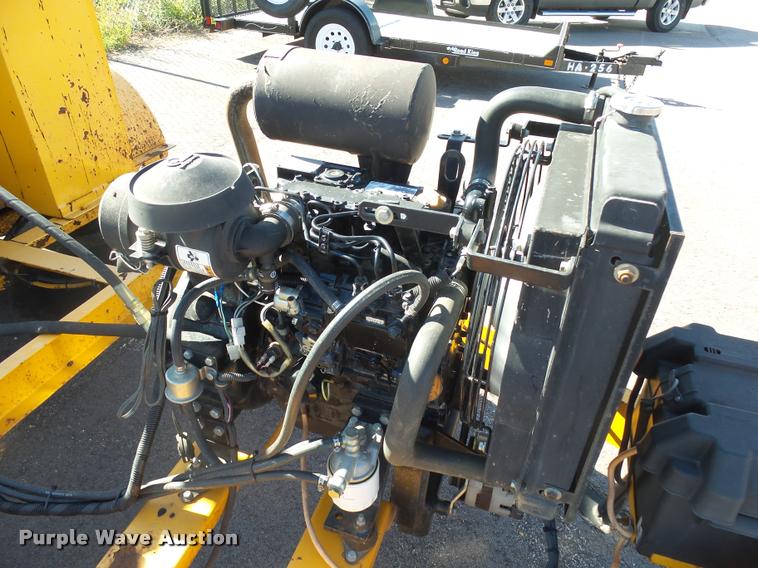 image for item DH9675 2006 Crafco Super Shot SS250D crack sealer