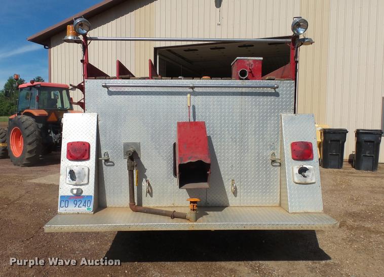 image for item J5444 1962 Chevrolet C6500 fire truck