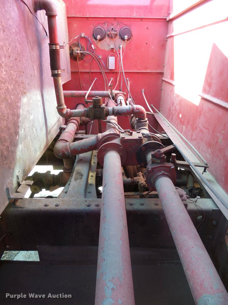 image for item J5444 1962 Chevrolet C6500 fire truck