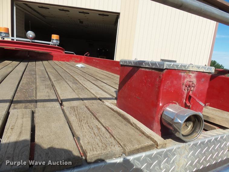 image for item J5444 1962 Chevrolet C6500 fire truck