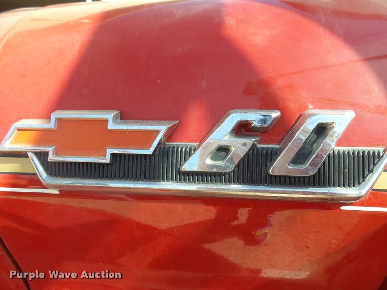 image for item J5444 1962 Chevrolet C6500 fire truck