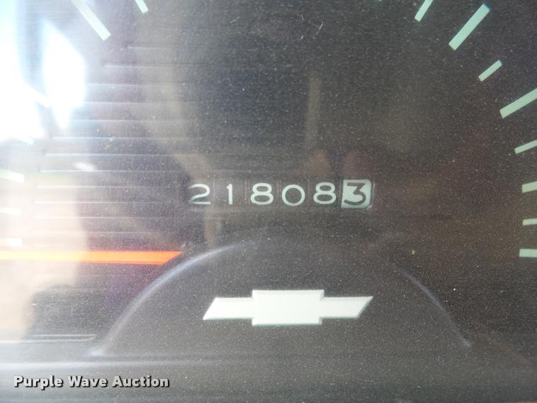 image for item J5444 1962 Chevrolet C6500 fire truck