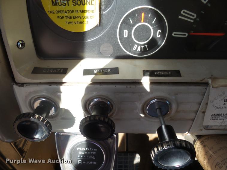 image for item J5444 1962 Chevrolet C6500 fire truck