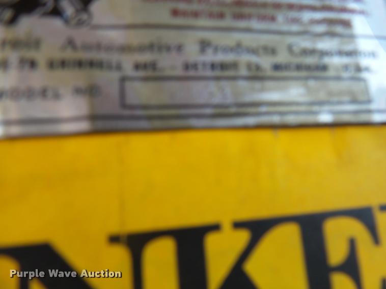 image for item J5444 1962 Chevrolet C6500 fire truck