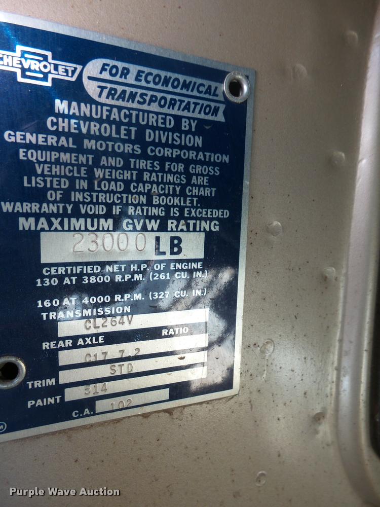 image for item J5444 1962 Chevrolet C6500 fire truck