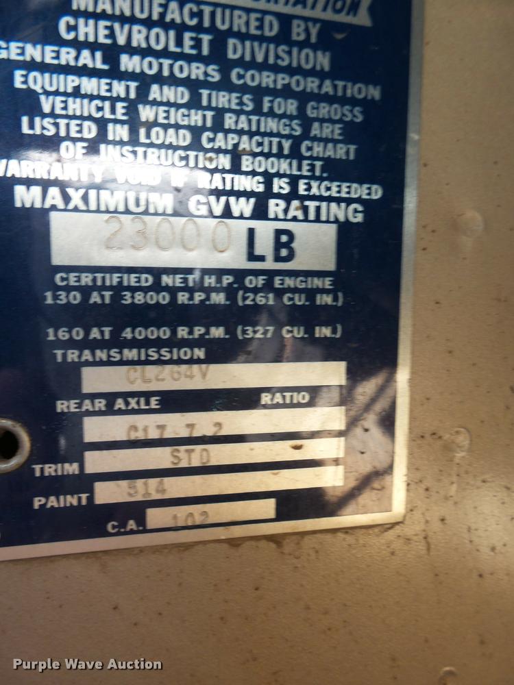 image for item J5444 1962 Chevrolet C6500 fire truck