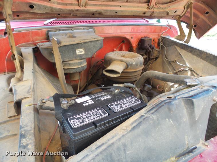 image for item J5444 1962 Chevrolet C6500 fire truck