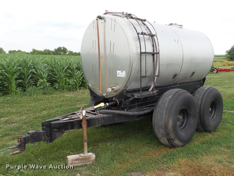 image for item DA1113 Nurse tank trailer