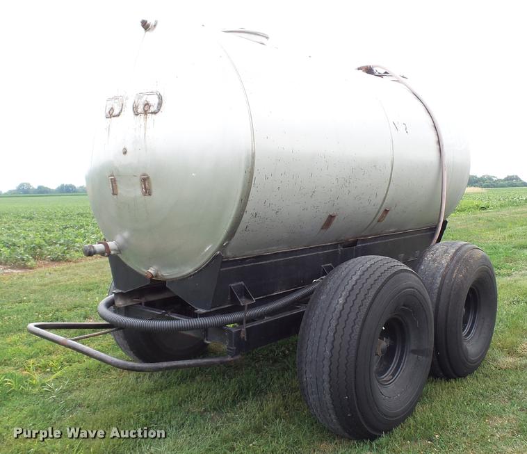image for item DA1113 Nurse tank trailer