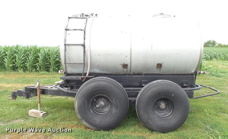 image for item DA1113 Nurse tank trailer