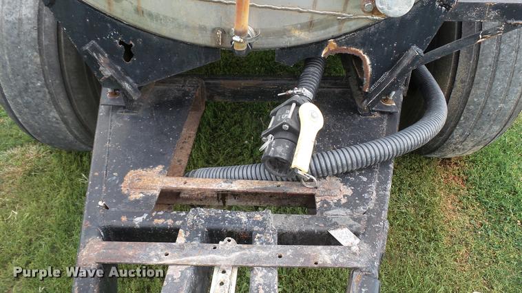 image for item DA1113 Nurse tank trailer