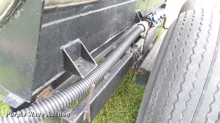 image for item DA1113 Nurse tank trailer