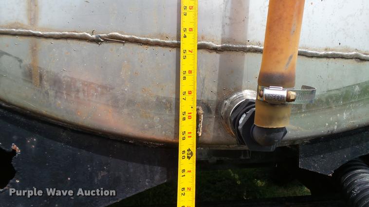 image for item DA1113 Nurse tank trailer