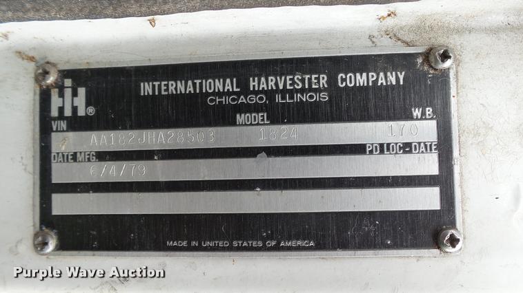 image for item DA1114 1979 International 1824 chemical tank truck