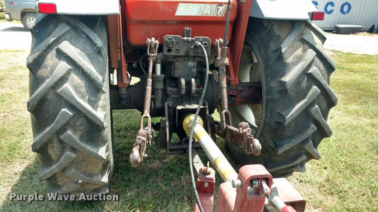 image for item DA5626 Hesston 980 tractor