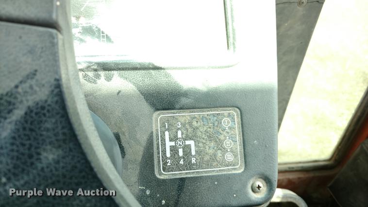 image for item DA5626 Hesston 980 tractor