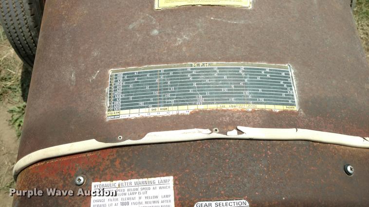 image for item DA5629 Case 990 tractor