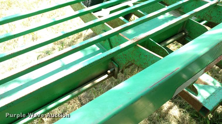 image for item DA5631 Heavybilt hay bale trailer