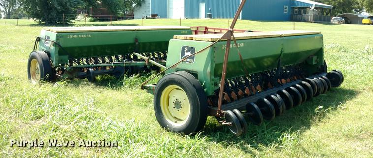 image for item DA5634 (2) John Deere 830 grain drills