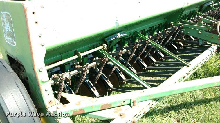 image for item DA5634 (2) John Deere 830 grain drills